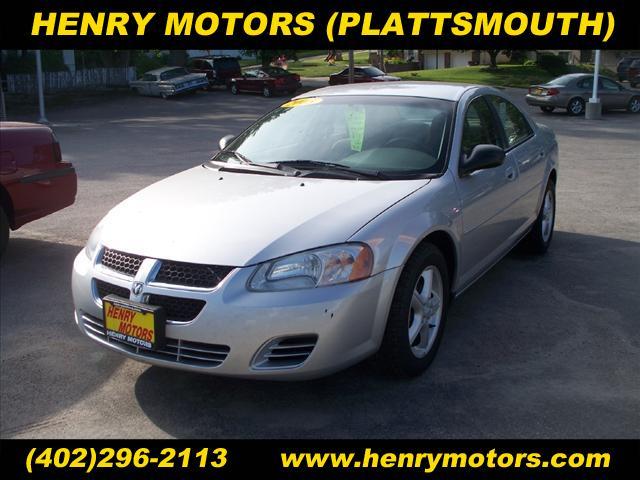 Photo of 2005 Dodge Stratus