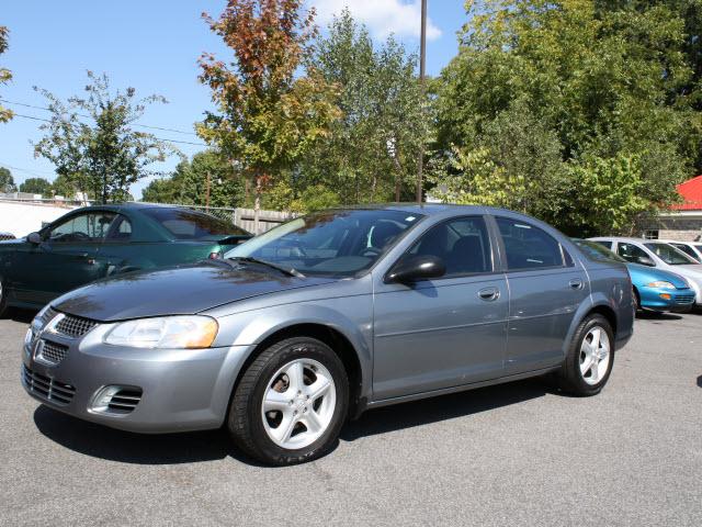 Photo of 2006 Dodge Stratus