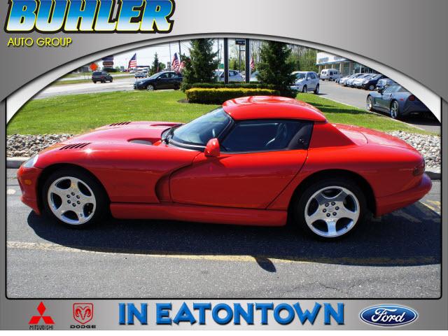 Photo of 2002 Dodge Viper