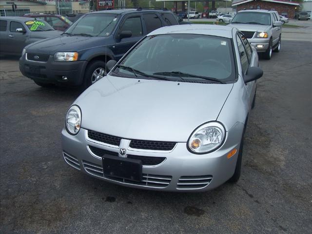 Photo of 2005 Dodge Neon
