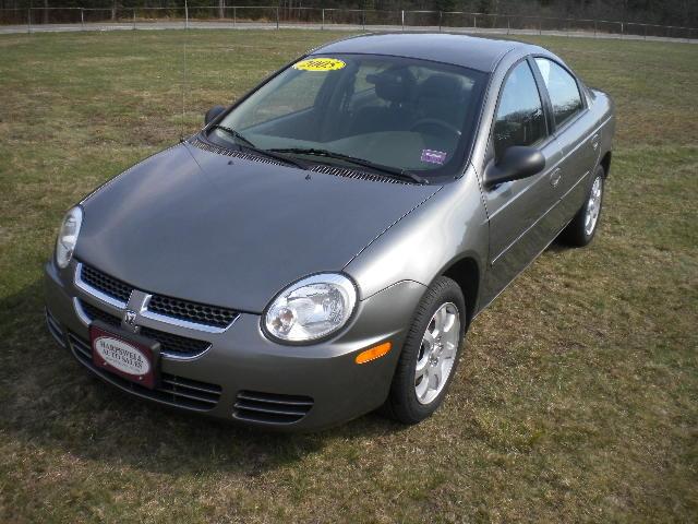 Photo of 2005 Dodge Neon