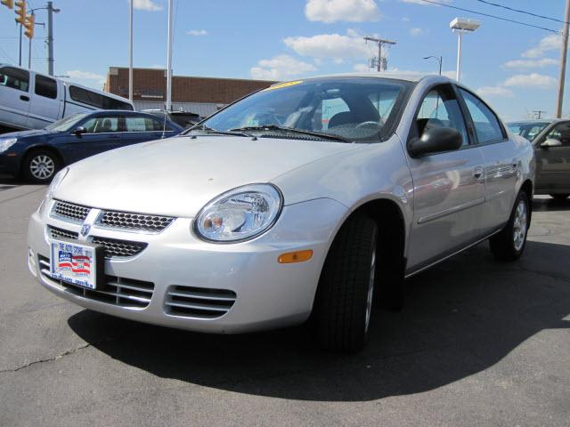 Photo of 2005 Dodge Neon