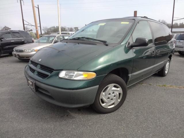 Photo of 1998 Dodge Grand Caravan
