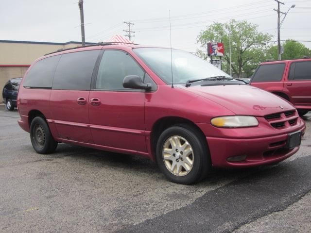 Photo of 1997 Dodge Grand Caravan
