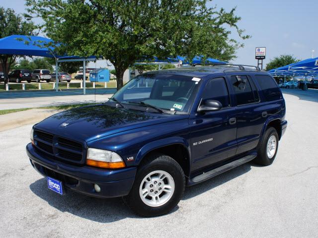 Photo of 2000 Dodge Durango