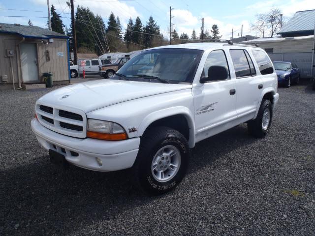 Photo of 2000 Dodge Durango