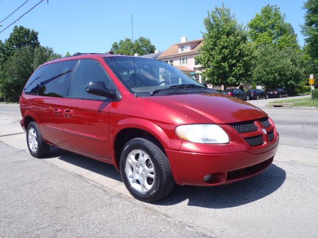 Photo of 2002 Dodge Caravan