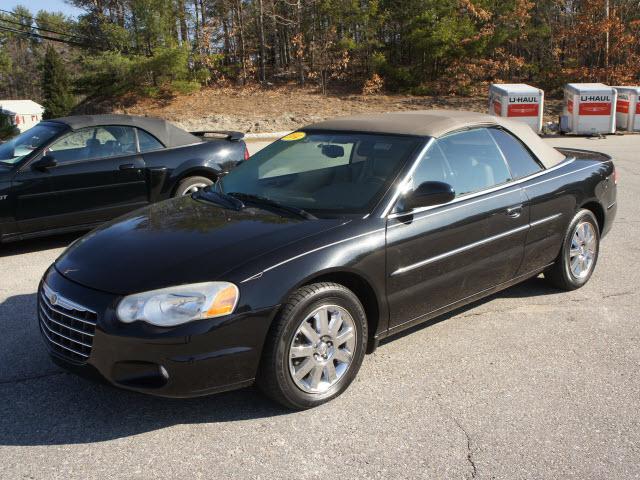 Photo of 2004 Chrysler Sebring