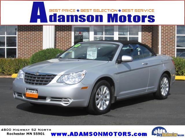 Photo of 2010 Chrysler Sebring