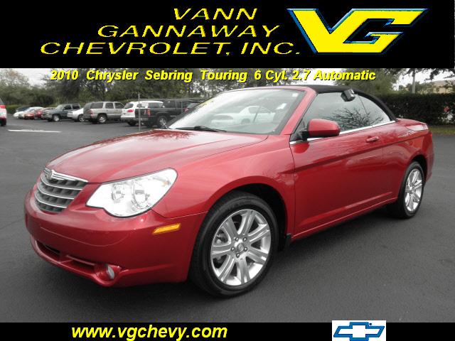 Photo of 2010 Chrysler Sebring
