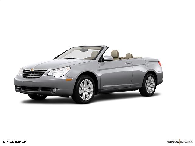 Photo of 2010 Chrysler Sebring