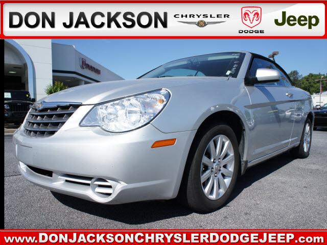 Photo of 2010 Chrysler Sebring