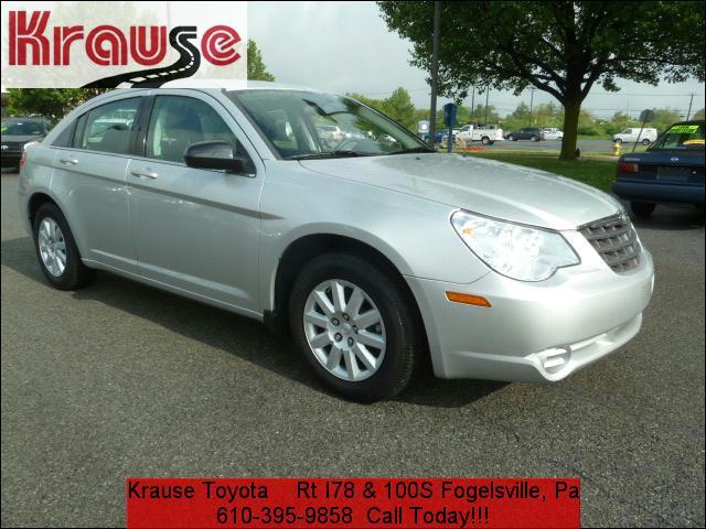 Photo of 2010 Chrysler Sebring