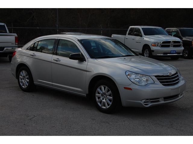 Photo of 2010 Chrysler Sebring