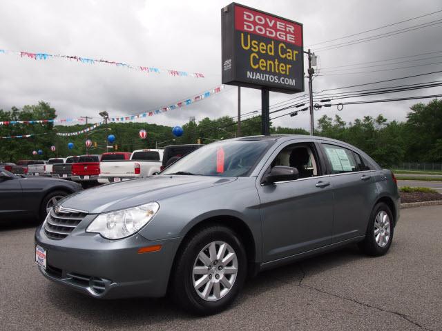Photo of 2010 Chrysler Sebring