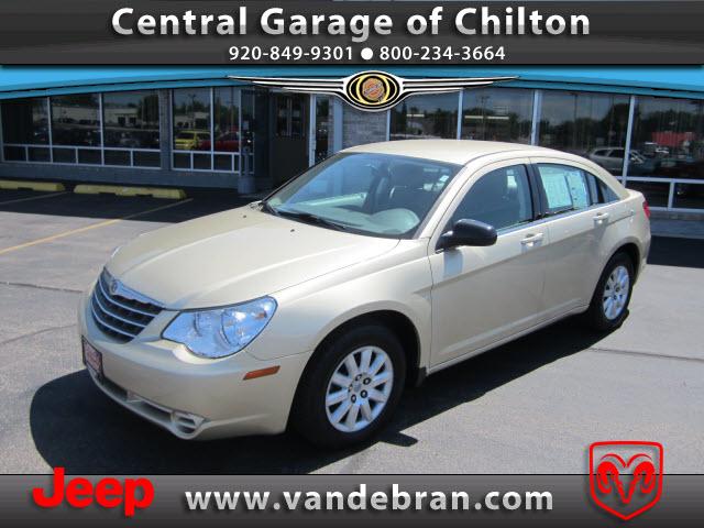 Photo of 2010 Chrysler Sebring