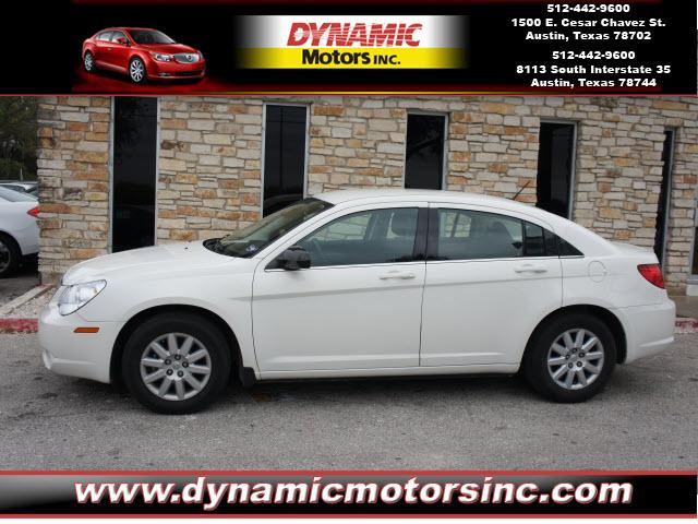 Photo of 2010 Chrysler Sebring