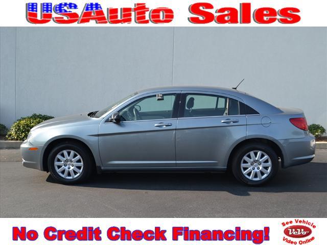 Photo of 2010 Chrysler Sebring