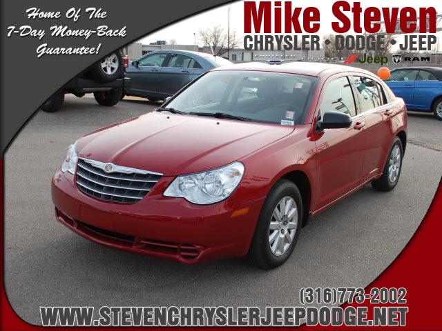 Photo of 2010 Chrysler Sebring