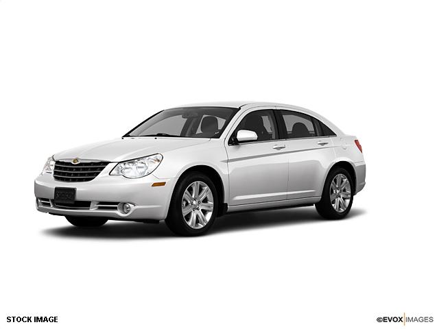 Photo of 2010 Chrysler Sebring