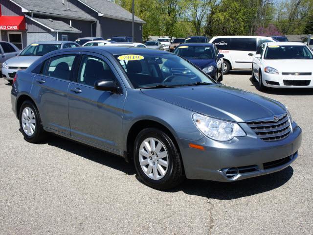 Photo of 2010 Chrysler Sebring