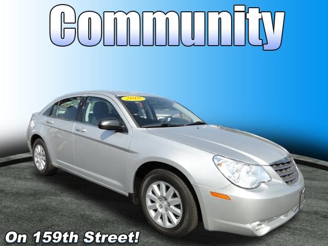 Photo of 2010 Chrysler Sebring