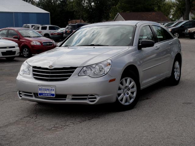 Photo of 2010 Chrysler Sebring