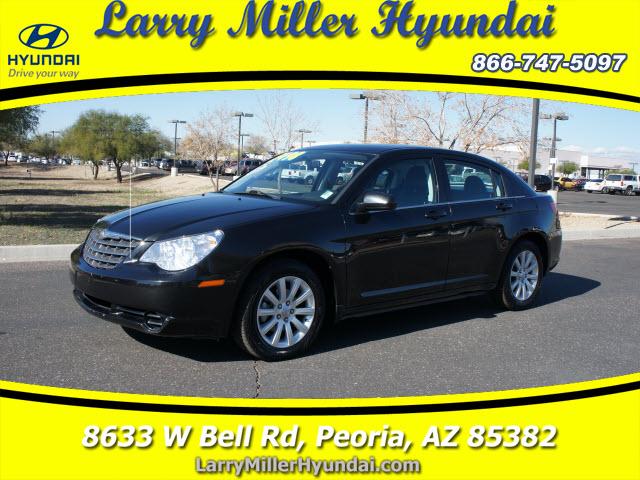 Photo of 2010 Chrysler Sebring