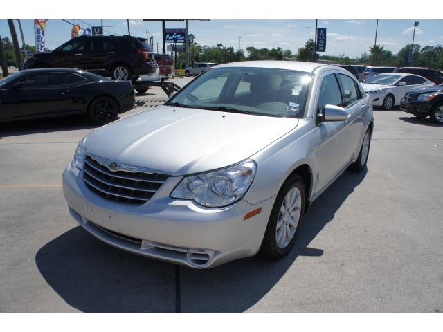 Photo of 2010 Chrysler Sebring