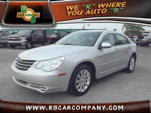 Photo of 2010 Chrysler Sebring
