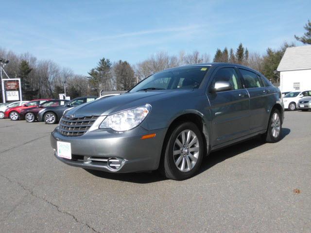 Photo of 2010 Chrysler Sebring