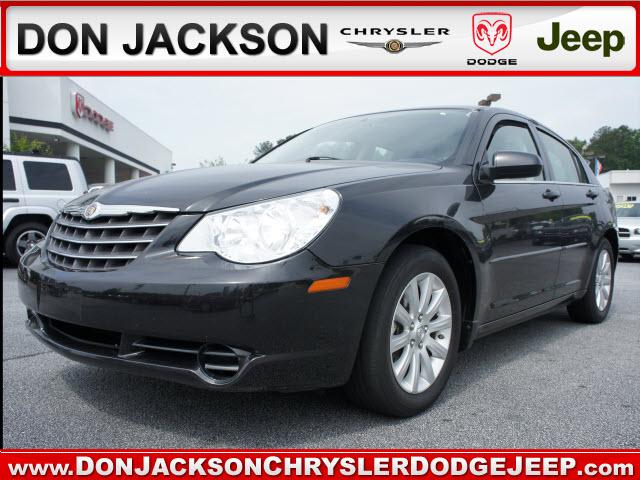 Photo of 2010 Chrysler Sebring
