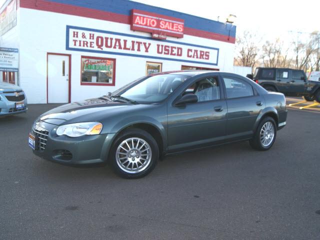 Photo of 2004 Chrysler Sebring