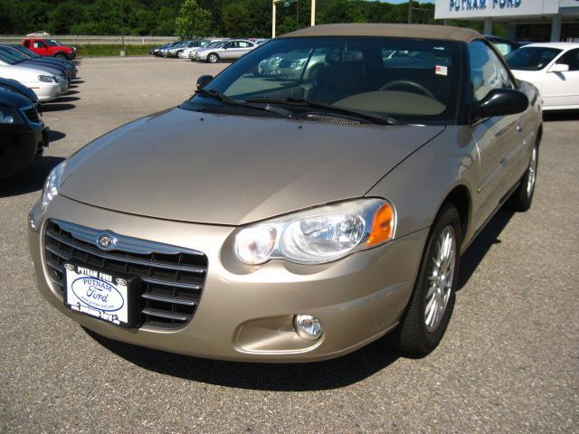 Photo of 2004 Chrysler Sebring