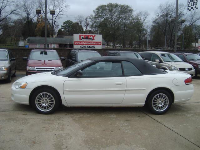 Photo of 2005 Chrysler Sebring