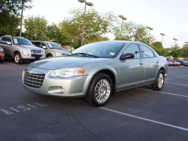 Photo of 2005 Chrysler Sebring