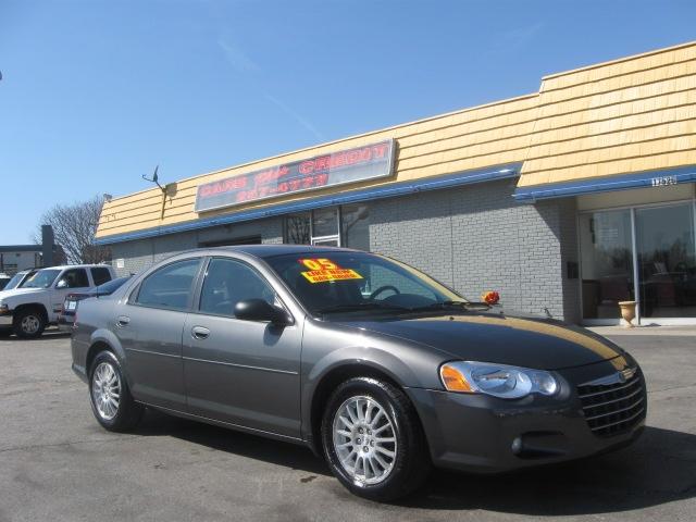 Photo of 2005 Chrysler Sebring