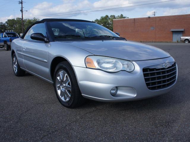Photo of 2005 Chrysler Sebring