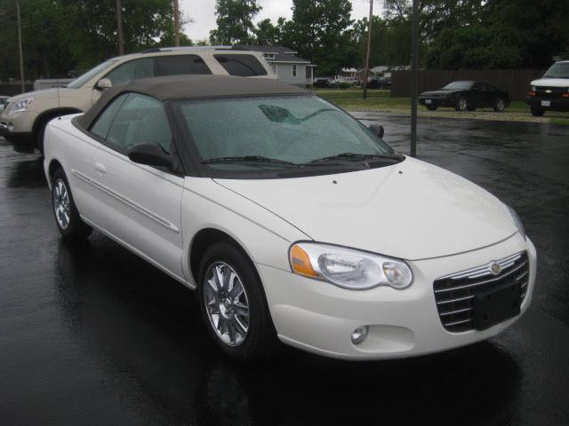 Photo of 2005 Chrysler Sebring