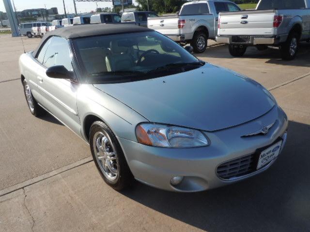 Photo of 2002 Chrysler Sebring