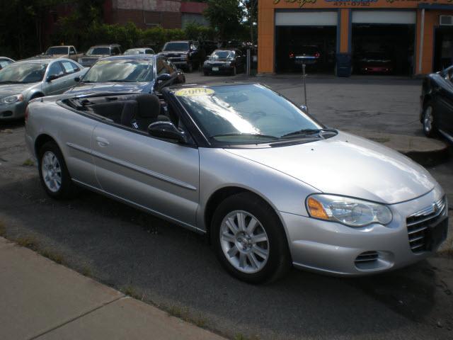 Photo of 2004 Chrysler Sebring