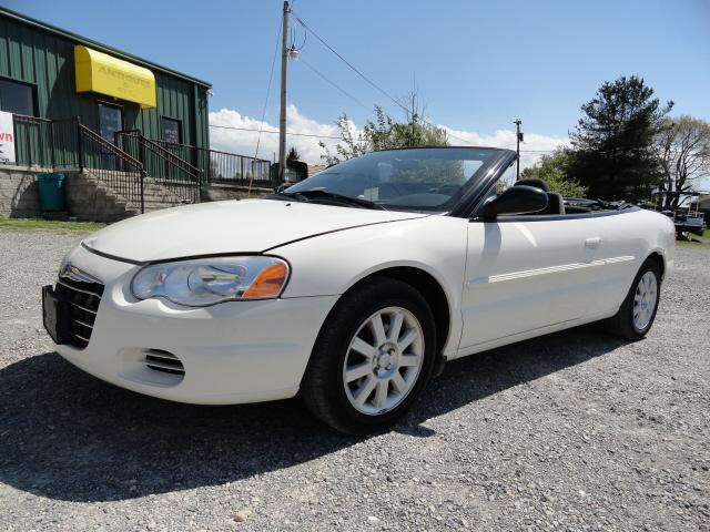 Photo of 2005 Chrysler Sebring