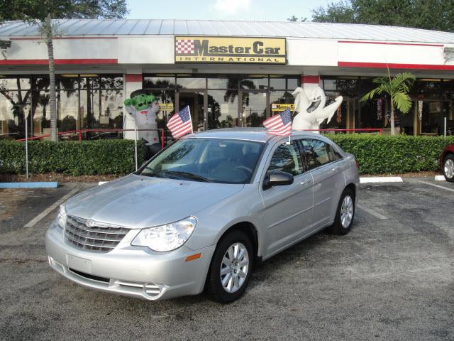 Photo of 2009 Chrysler Sebring