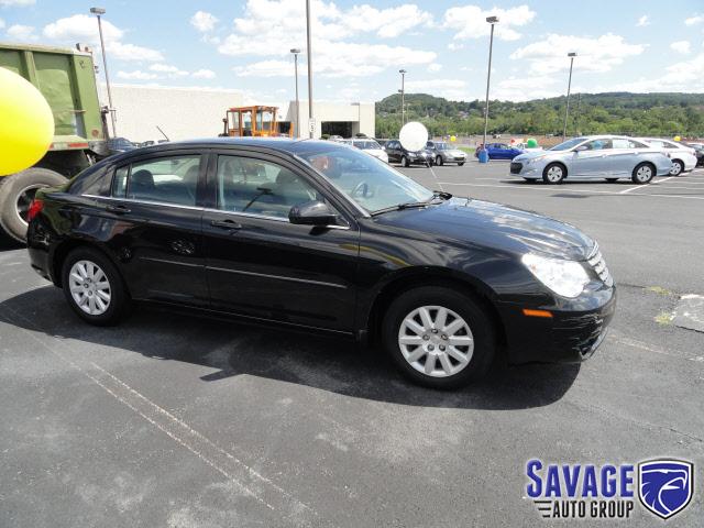 Photo of 2008 Chrysler Sebring
