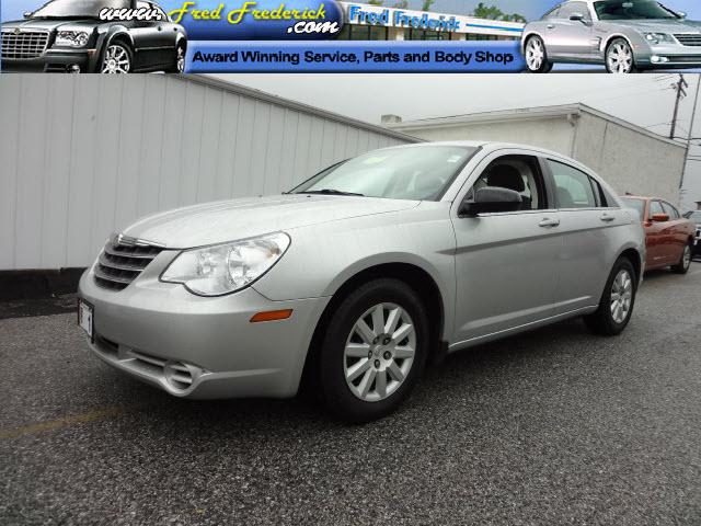 Photo of 2008 Chrysler Sebring