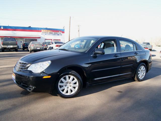 Photo of 2008 Chrysler Sebring