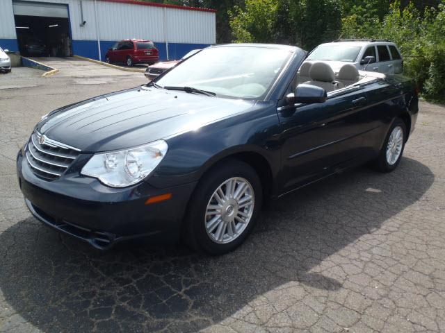 Photo of 2008 Chrysler Sebring