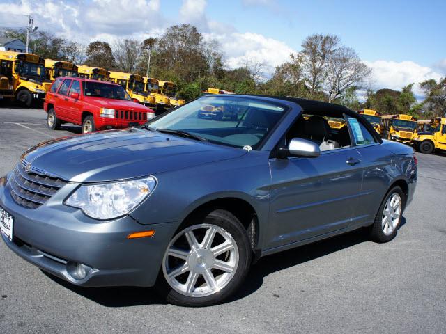 Photo of 2008 Chrysler Sebring