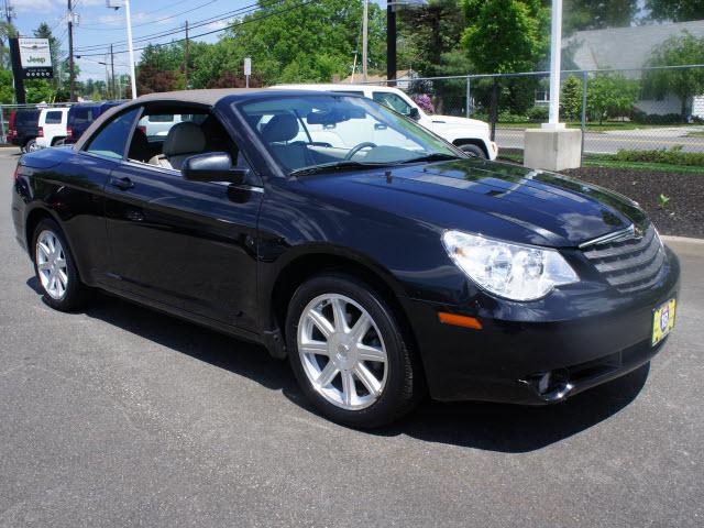 Photo of 2008 Chrysler Sebring