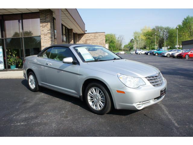Photo of 2008 Chrysler Sebring